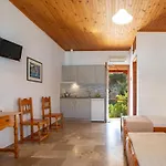 Liotrivi Studios *