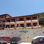 Liotrivi Studios *